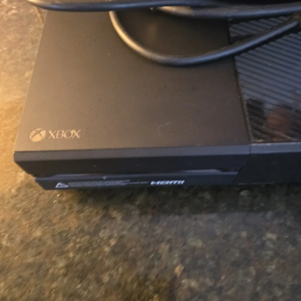 Xbox One 500gbs Model 1540 No Controller